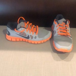 Nike Free 5.0 - Grey & Orange - Size 7